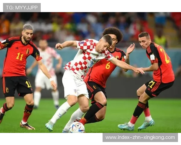 UFC 冷门诞生!黑马暴揍冠军