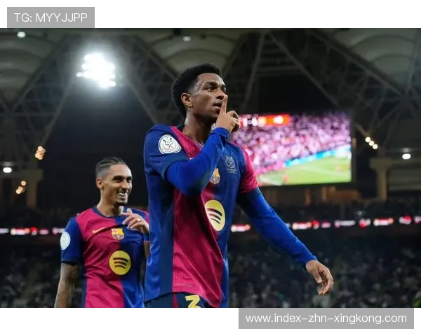 巴萨亨里克快速反击推射成功：速度与信念在草地上的绽放