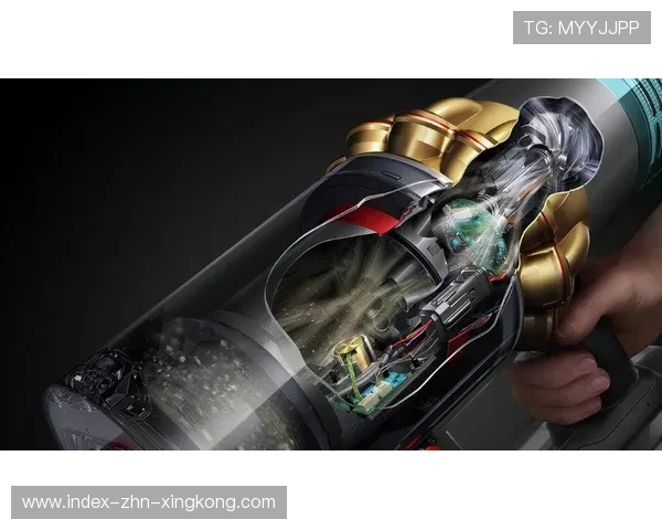 法兰克福革新之路：引入技术与体能并重的后卫引领未来